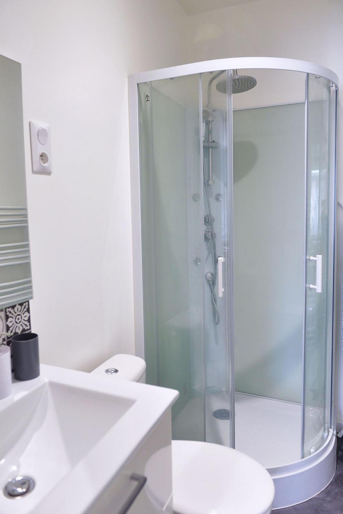 Zenkaserenity- 5Min Centre A29-26, Ferme Moderne Сен-Кантен Екстериор снимка